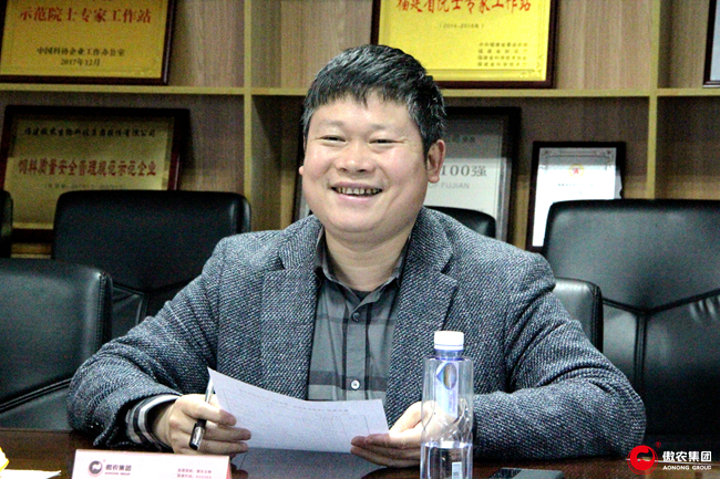 熟妇丰满多毛的大隂户