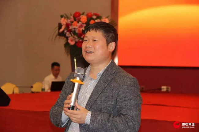 熟妇丰满多毛的大隂户