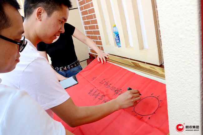 熟妇丰满多毛的大隂户