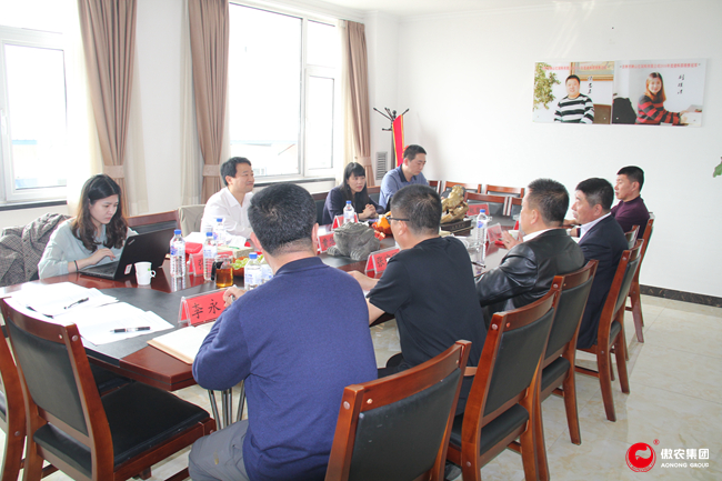 熟妇丰满多毛的大隂户