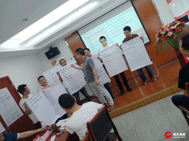 熟妇丰满多毛的大隂户