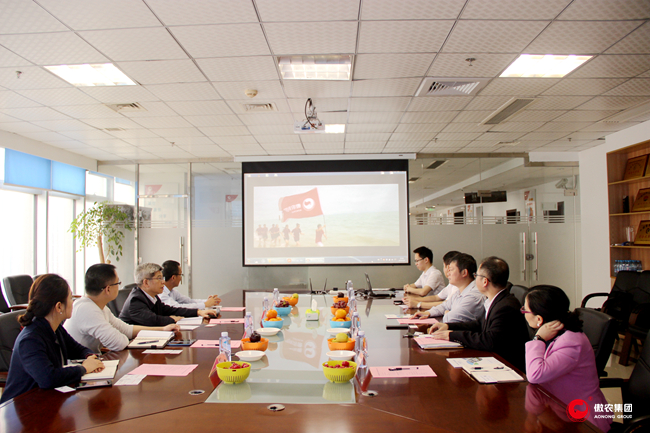 熟妇丰满多毛的大隂户