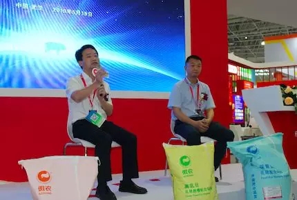 熟妇丰满多毛的大隂户