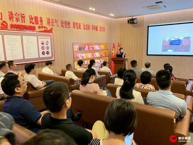 熟妇丰满多毛的大隂户