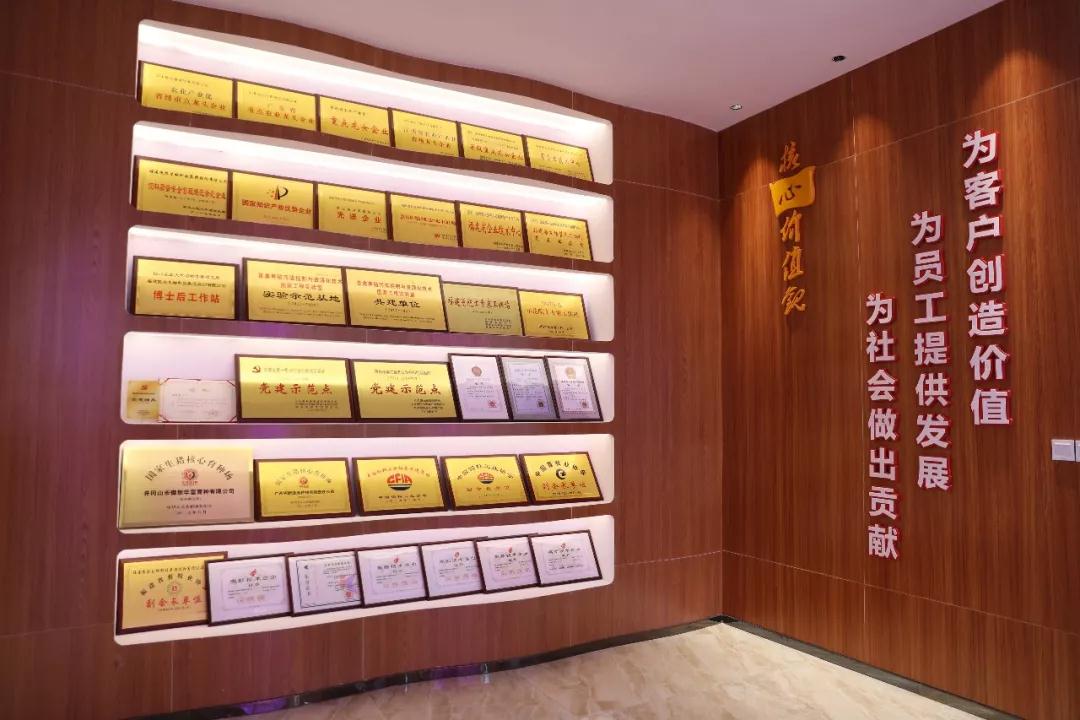 熟妇丰满多毛的大隂户