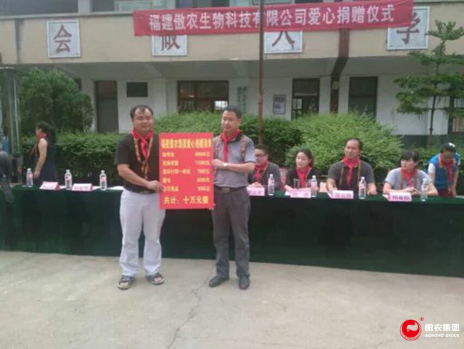 熟妇丰满多毛的大隂户