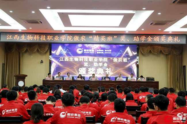 熟妇丰满多毛的大隂户