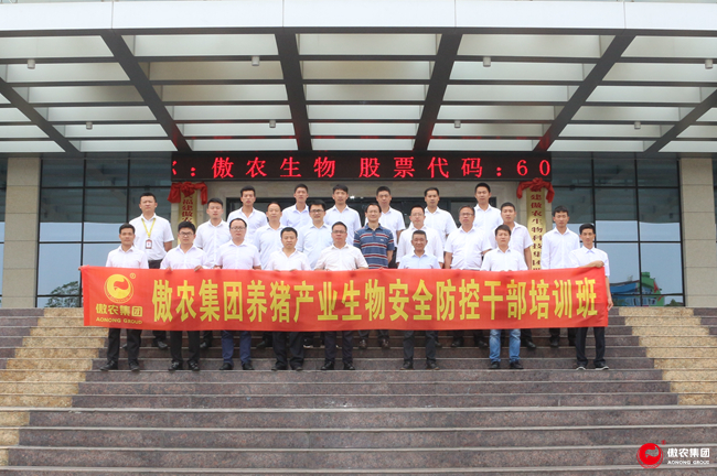 熟妇丰满多毛的大隂户