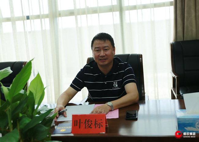 熟妇丰满多毛的大隂户