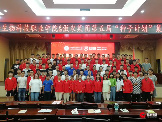 熟妇丰满多毛的大隂户