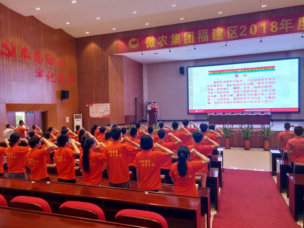 熟妇丰满多毛的大隂户