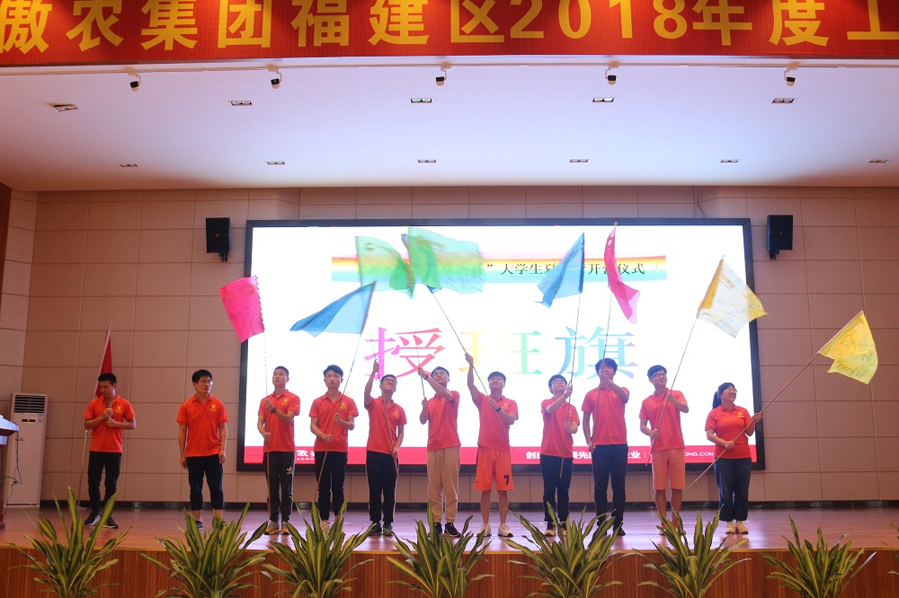 熟妇丰满多毛的大隂户