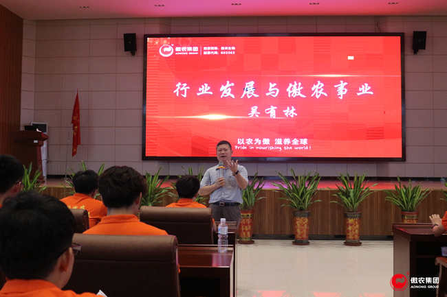 熟妇丰满多毛的大隂户