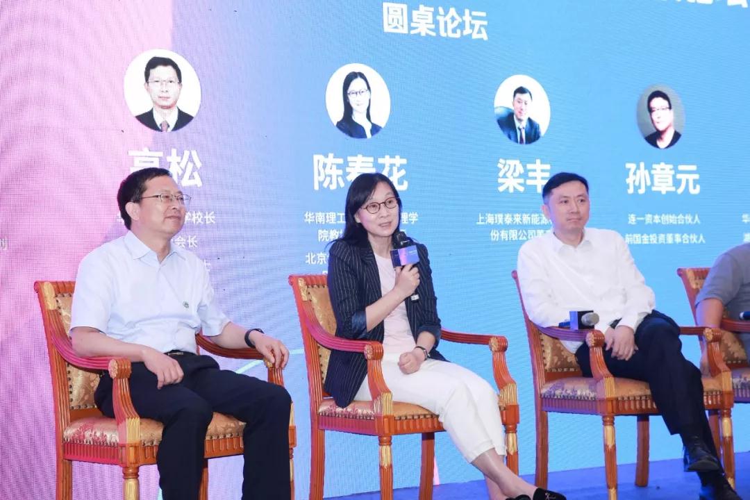 熟妇丰满多毛的大隂户