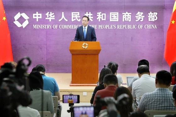 熟妇丰满多毛的大隂户