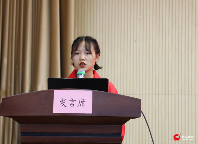 熟妇丰满多毛的大隂户