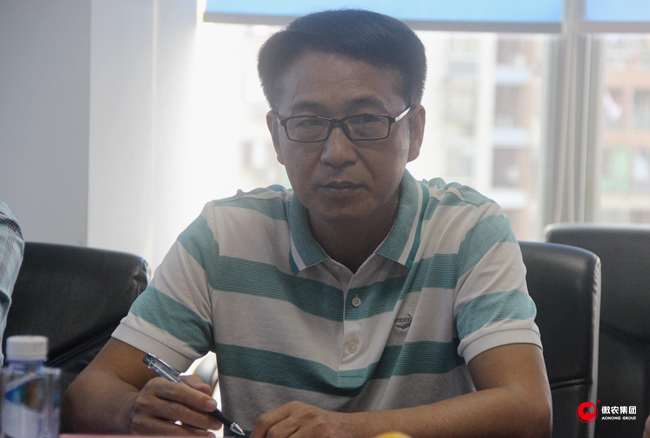 熟妇丰满多毛的大隂户