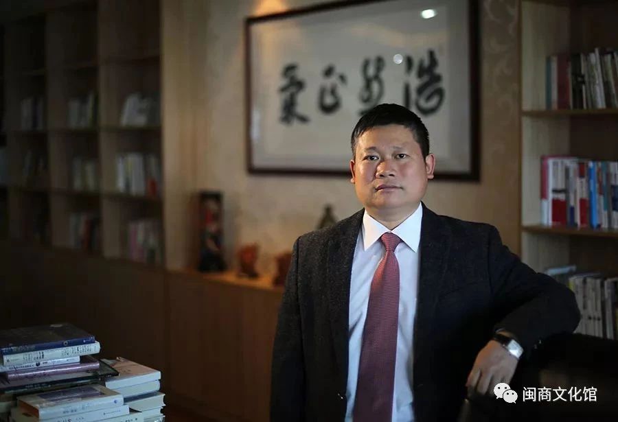 熟妇丰满多毛的大隂户