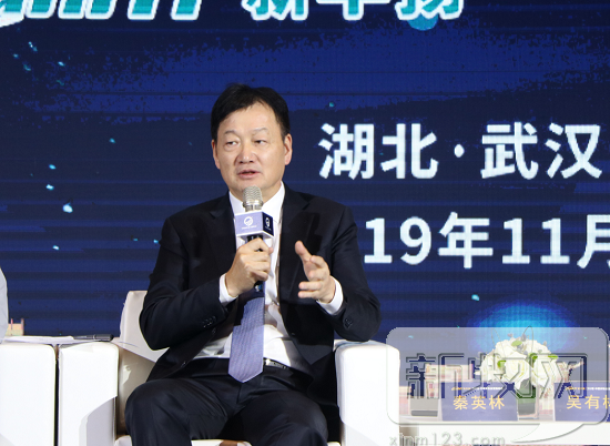 熟妇丰满多毛的大隂户