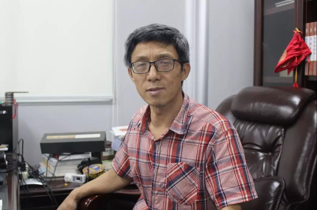 熟妇丰满多毛的大隂户
