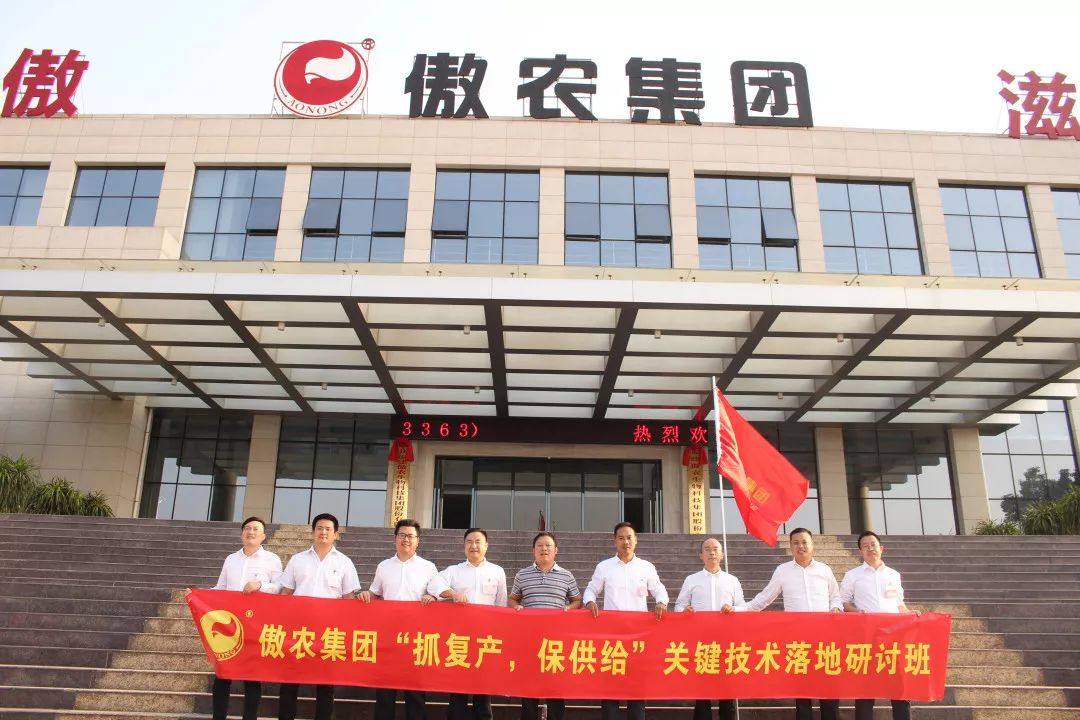 熟妇丰满多毛的大隂户