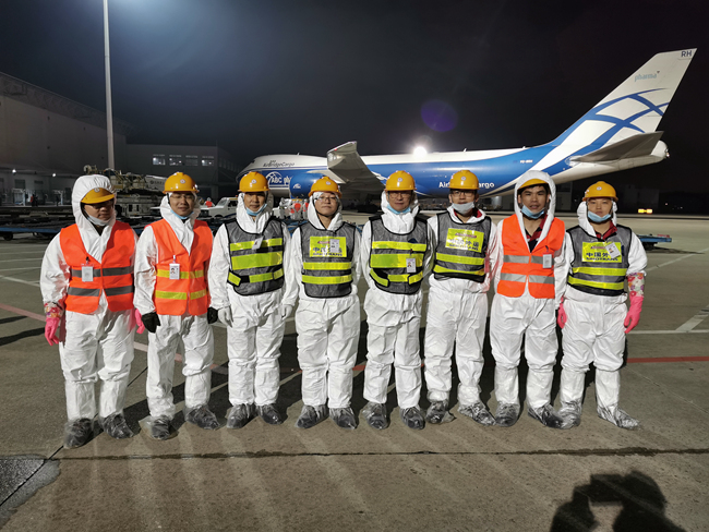 熟妇丰满多毛的大隂户