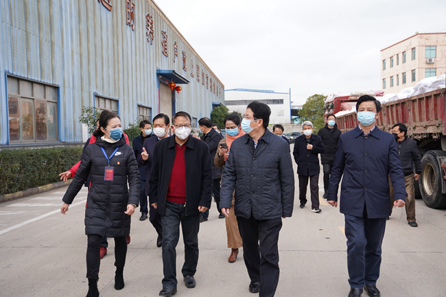 熟妇丰满多毛的大隂户