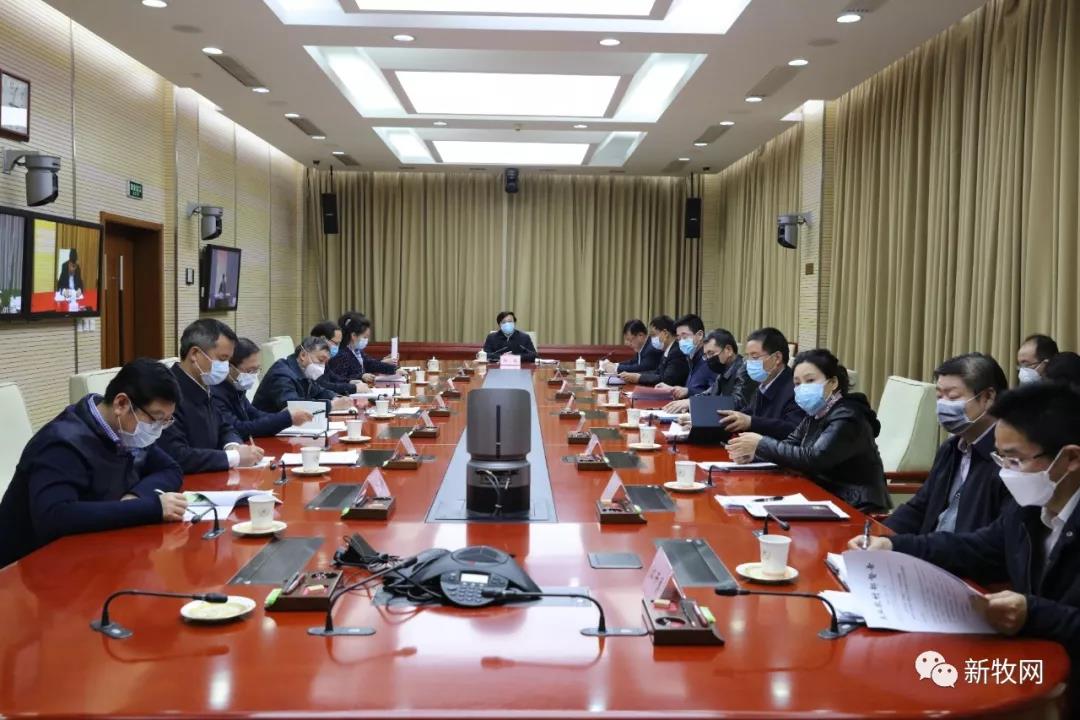 熟妇丰满多毛的大隂户