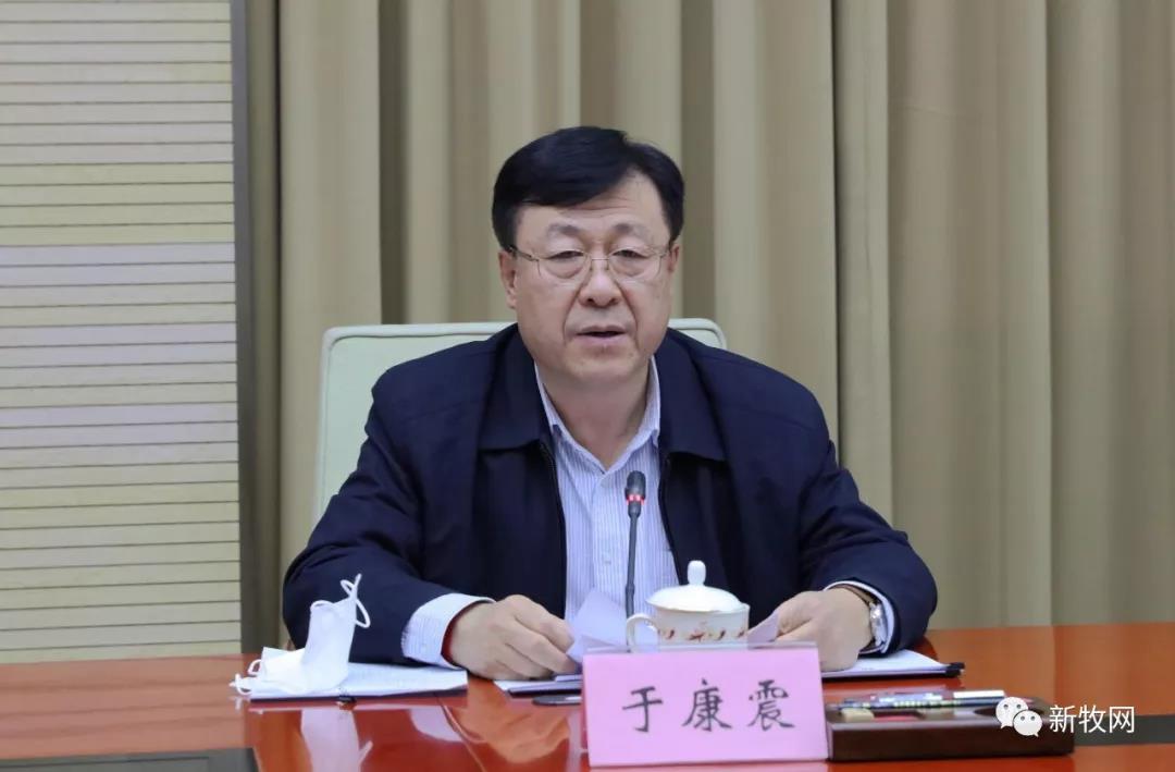 熟妇丰满多毛的大隂户