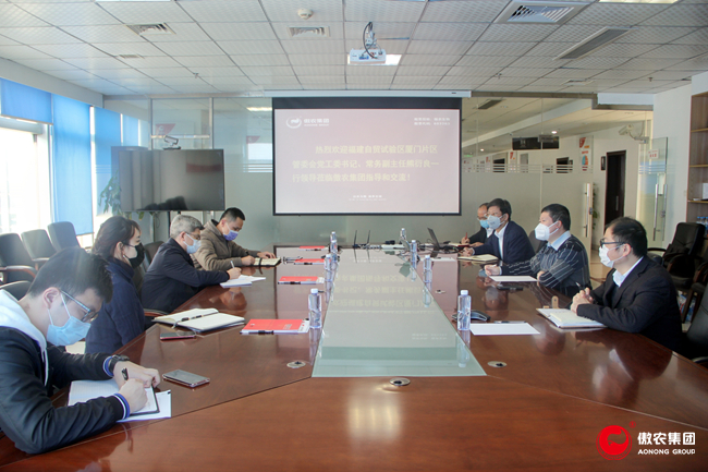 熟妇丰满多毛的大隂户