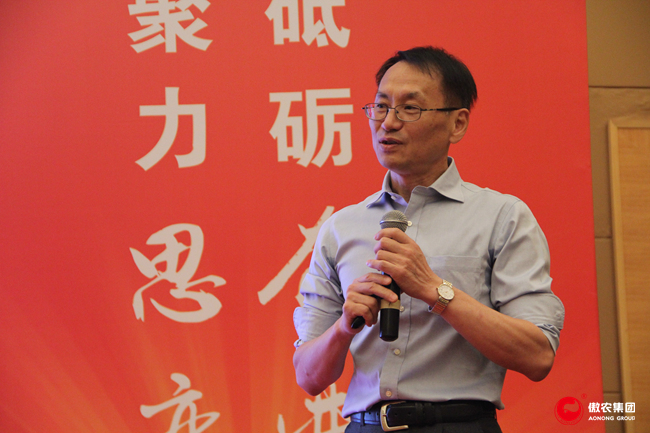 熟妇丰满多毛的大隂户