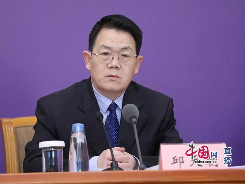 熟妇丰满多毛的大隂户