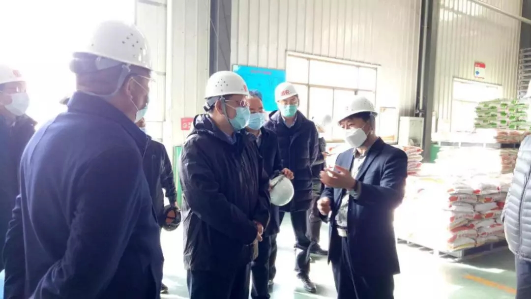 熟妇丰满多毛的大隂户