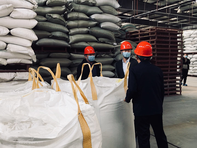 熟妇丰满多毛的大隂户