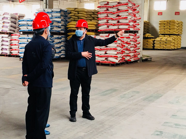 熟妇丰满多毛的大隂户