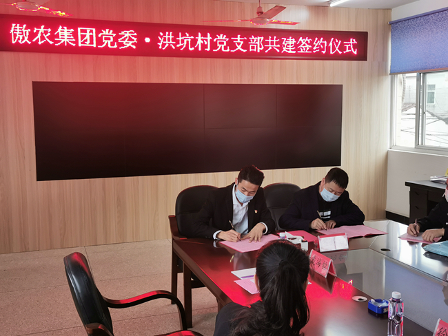 熟妇丰满多毛的大隂户