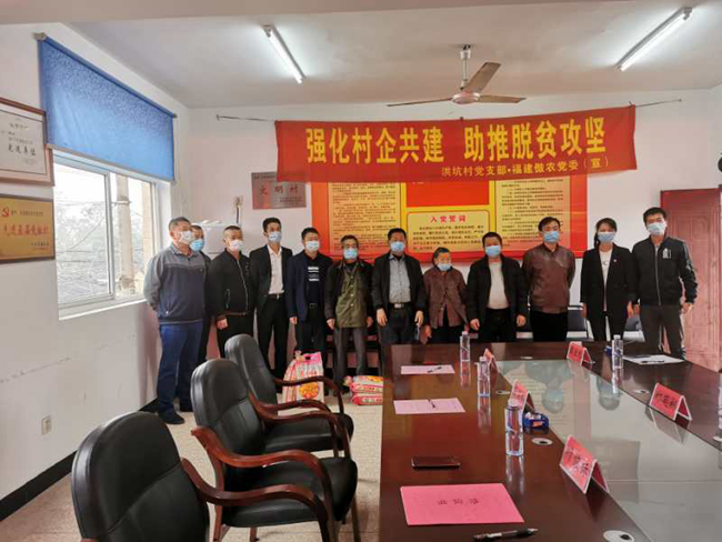 熟妇丰满多毛的大隂户