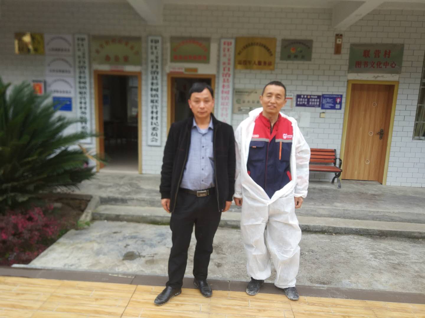 熟妇丰满多毛的大隂户