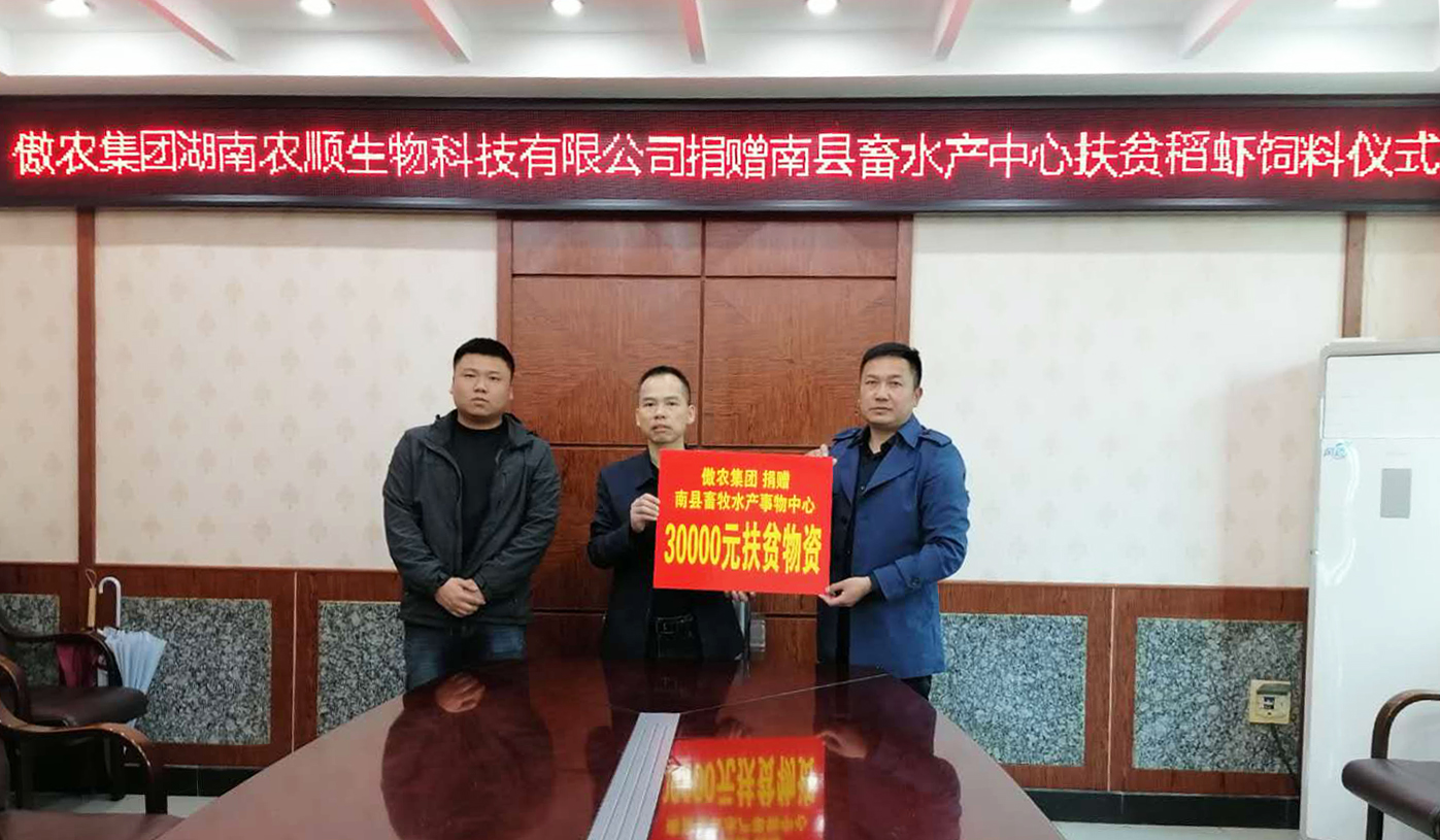 熟妇丰满多毛的大隂户