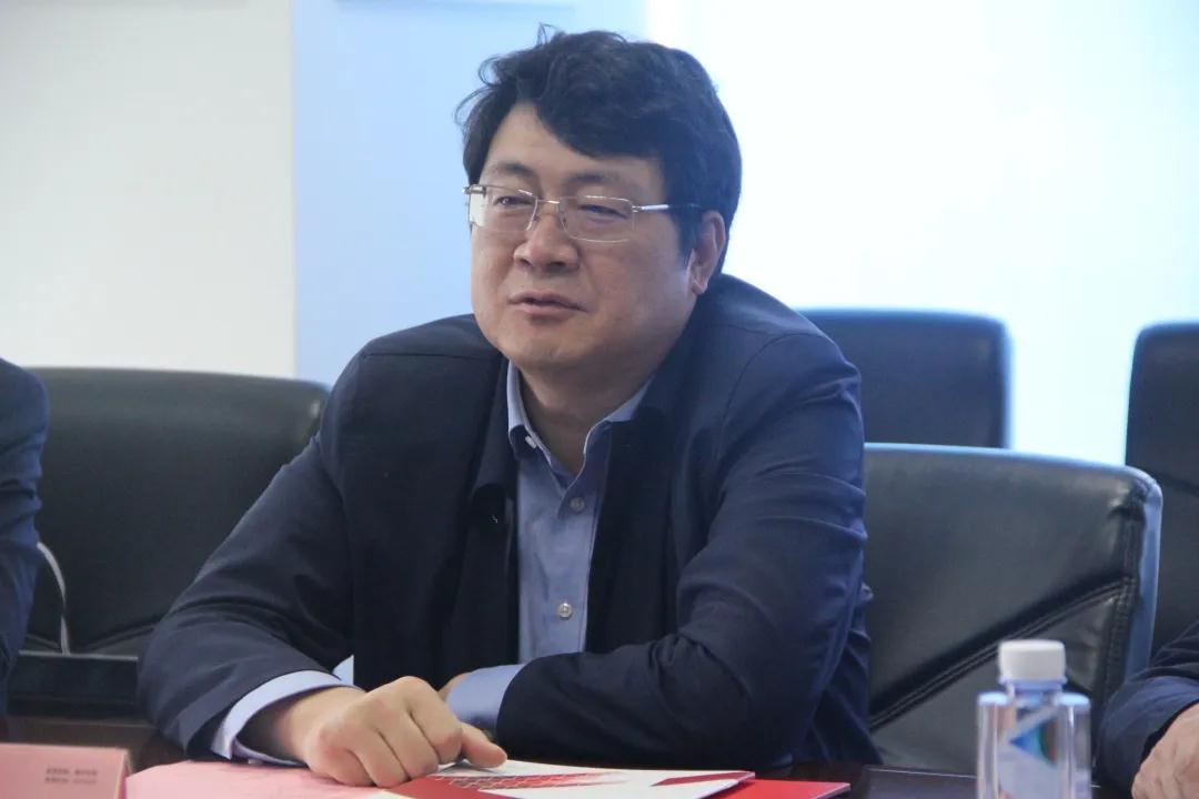 熟妇丰满多毛的大隂户