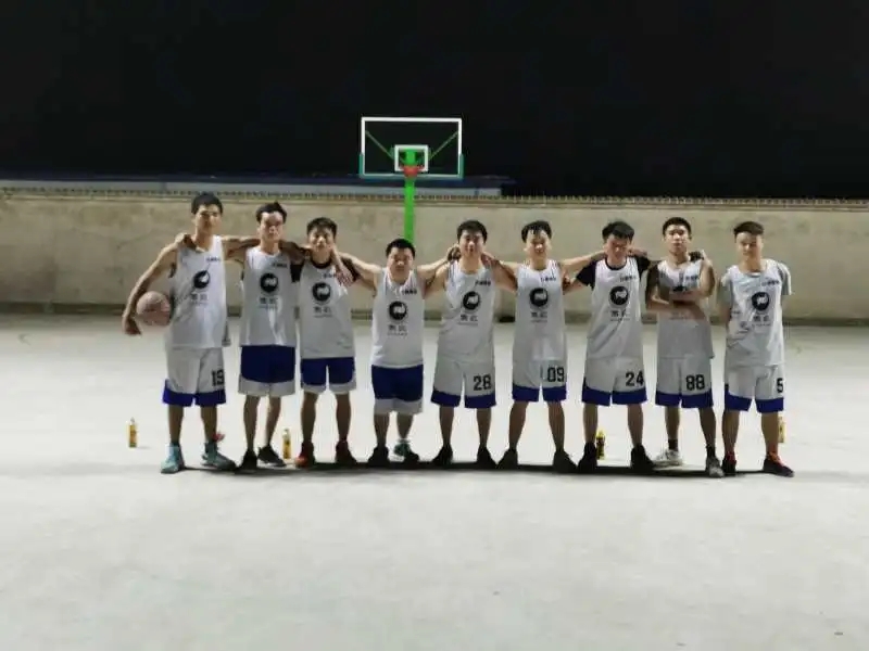 熟妇丰满多毛的大隂户