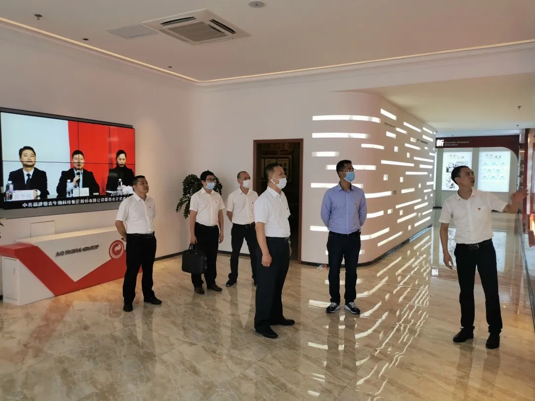 熟妇丰满多毛的大隂户