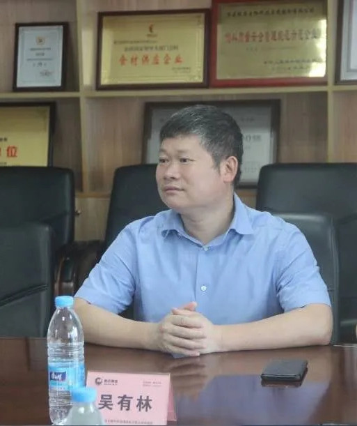 熟妇丰满多毛的大隂户