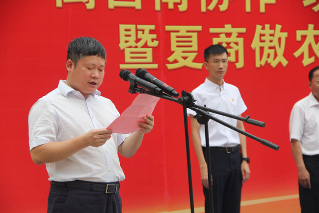 熟妇丰满多毛的大隂户