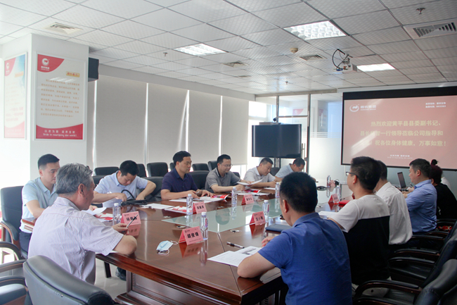 熟妇丰满多毛的大隂户