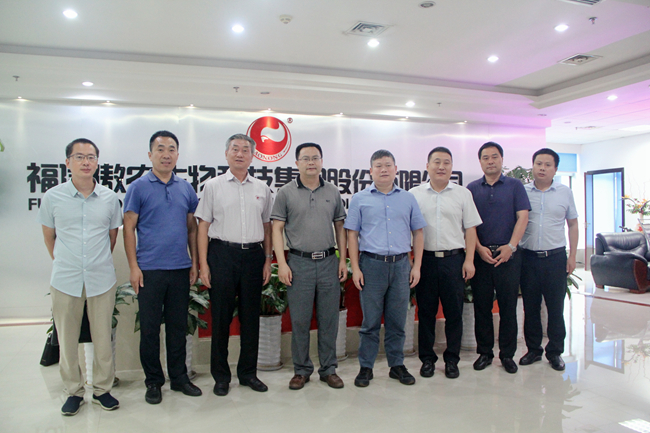 熟妇丰满多毛的大隂户