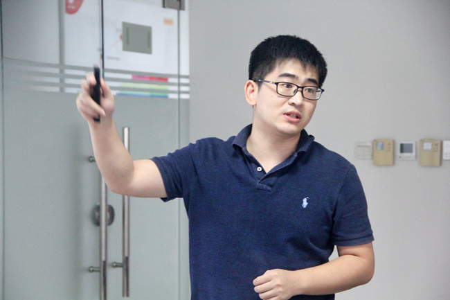 熟妇丰满多毛的大隂户