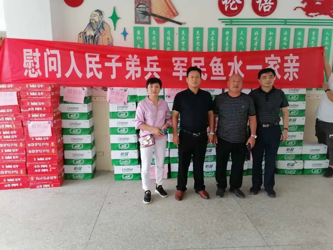 熟妇丰满多毛的大隂户