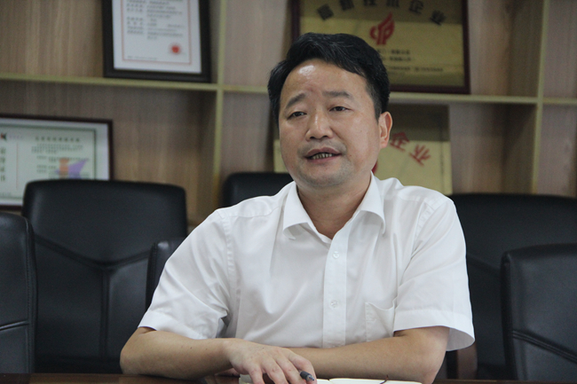 熟妇丰满多毛的大隂户