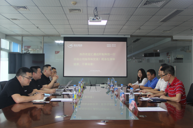 熟妇丰满多毛的大隂户